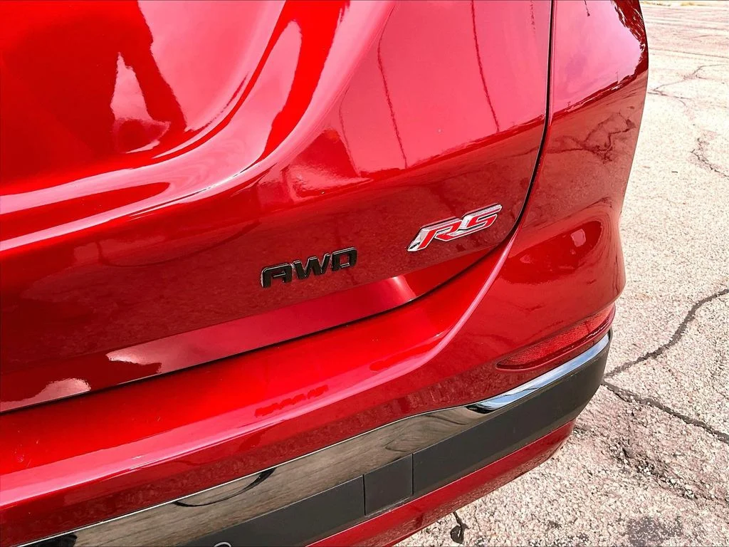 Used 2023 Red Chevrolet RS image 27