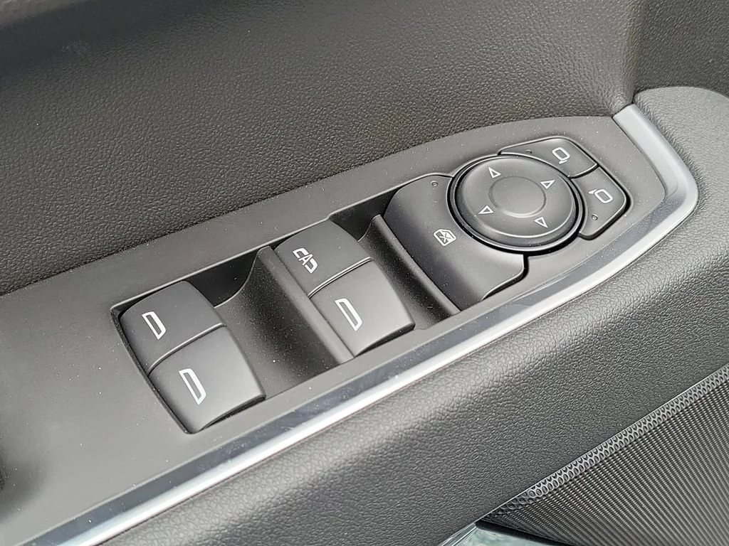New 2026 Black Chevrolet LT (2FL) image 19