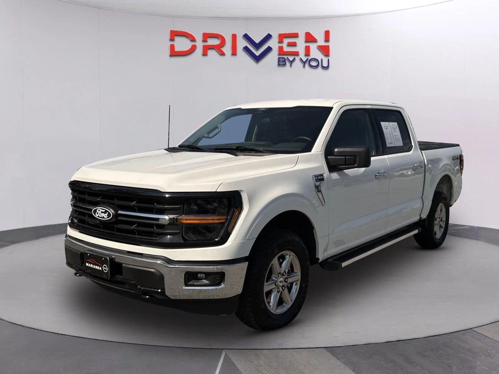 Used 2025 Oxford White Ford XLT image 8