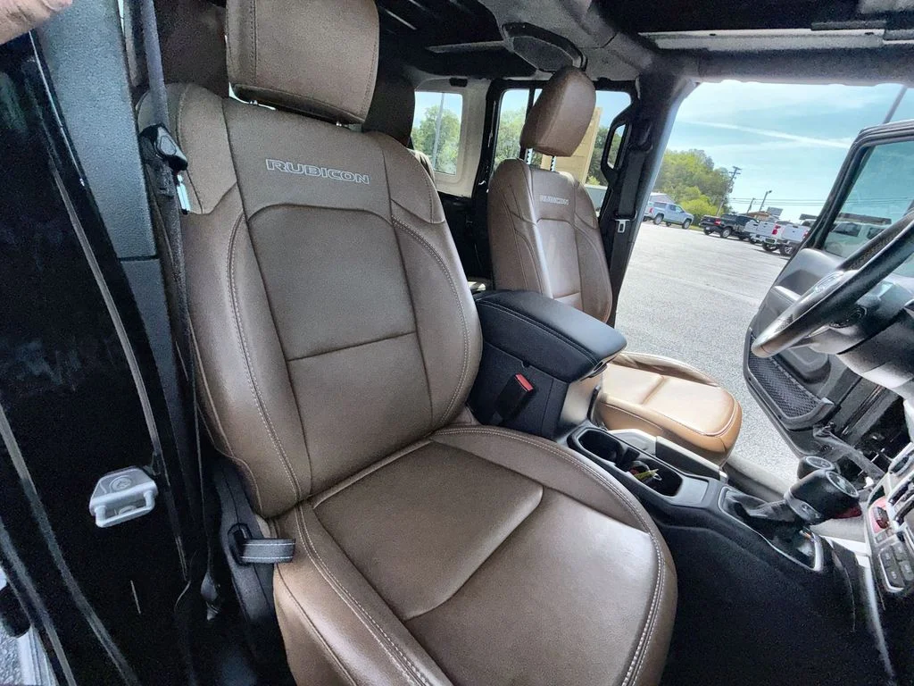 Used 2021 Black Jeep Unlimited Rubicon image 24