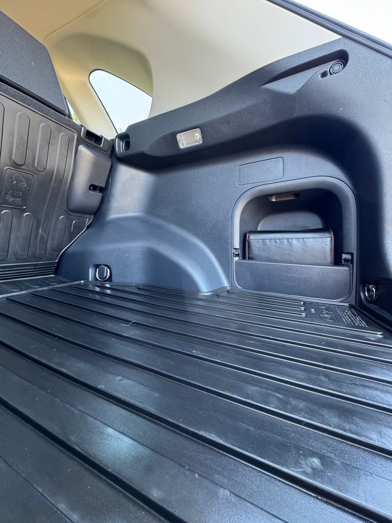 Used 2020 Magnetic Gray Metallic Toyota LE image 12