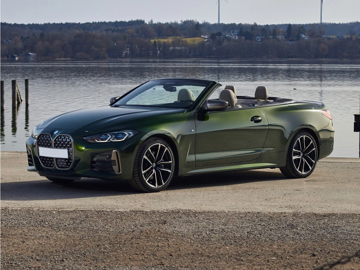 2024 BMW 4 Series M440i Convertible's photo