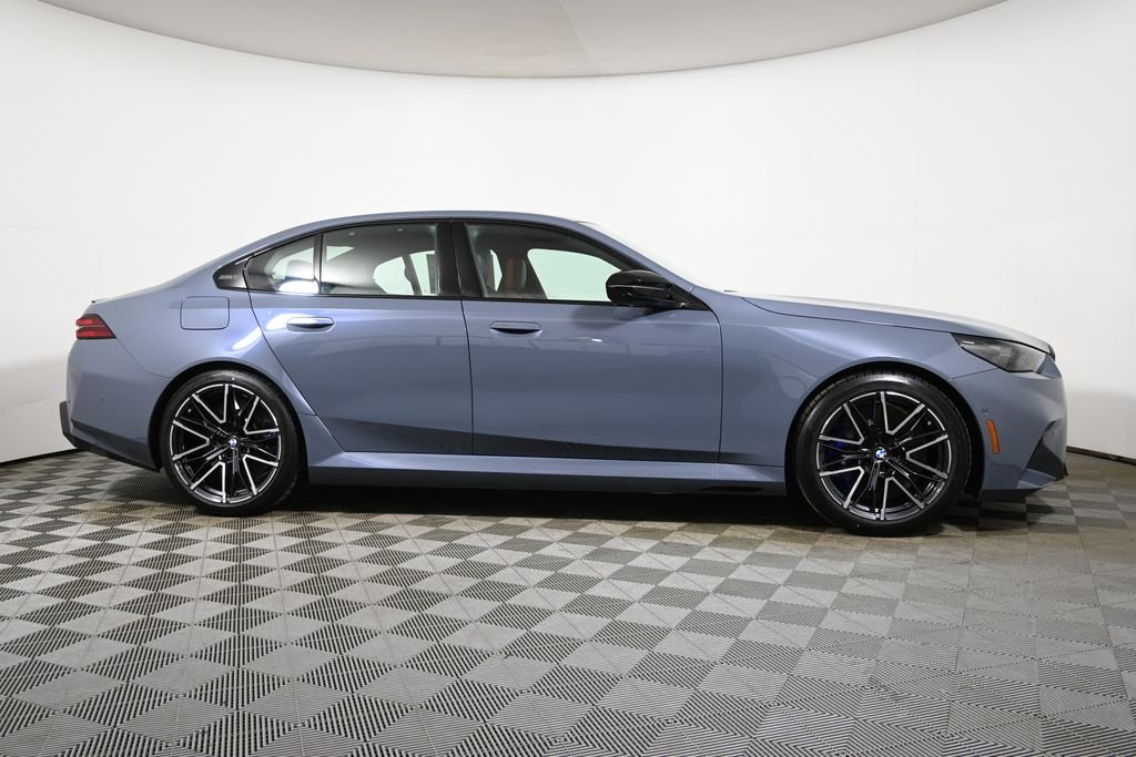 New 2026 Storm Bay Metallic BMW Base image 8