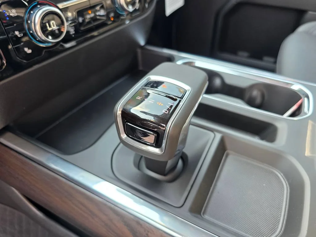 2026 GMC Sierra 1500 SLT - Photo 23