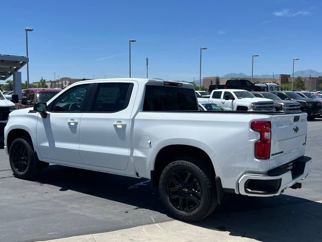 New 2026 Summit White Chevrolet RST image 3