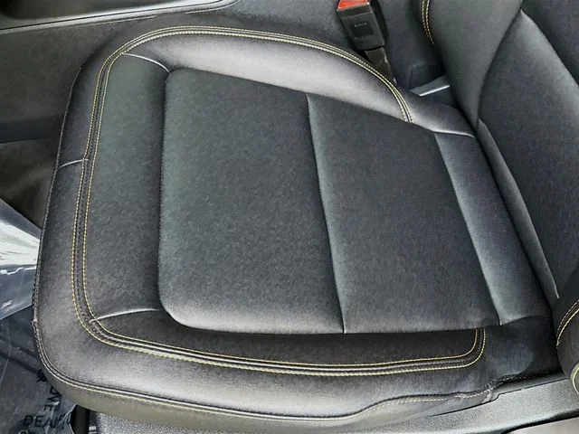 Used 2024 Silver Metallic Ford Badlands image 19