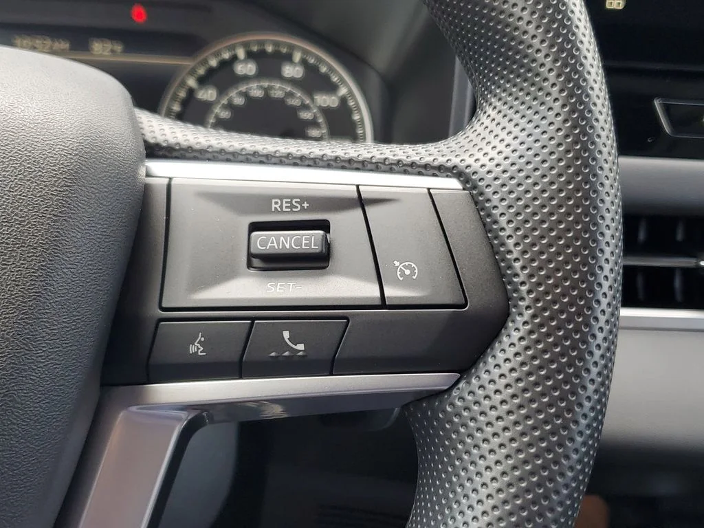 New 2026 Black Mitsubishi ES image 24