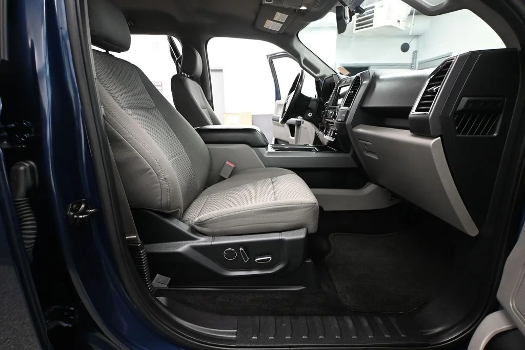 Used 2016 Blue Ford XLT image 50