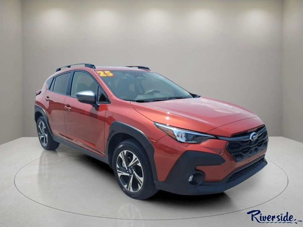 Used 2025 Beige Subaru Premium image 1