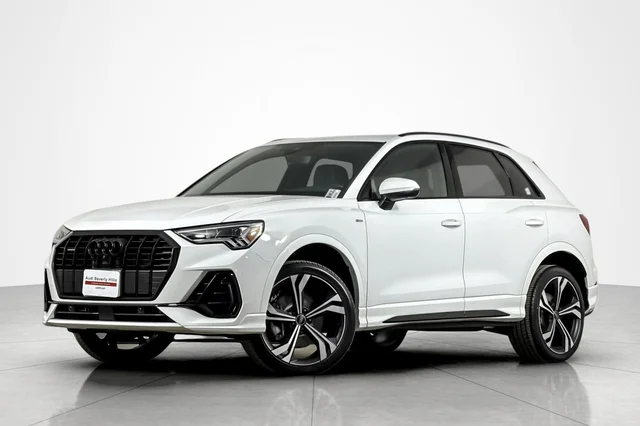 2024 Audi Q3 S line Premium Plus 45 TFSI quattro