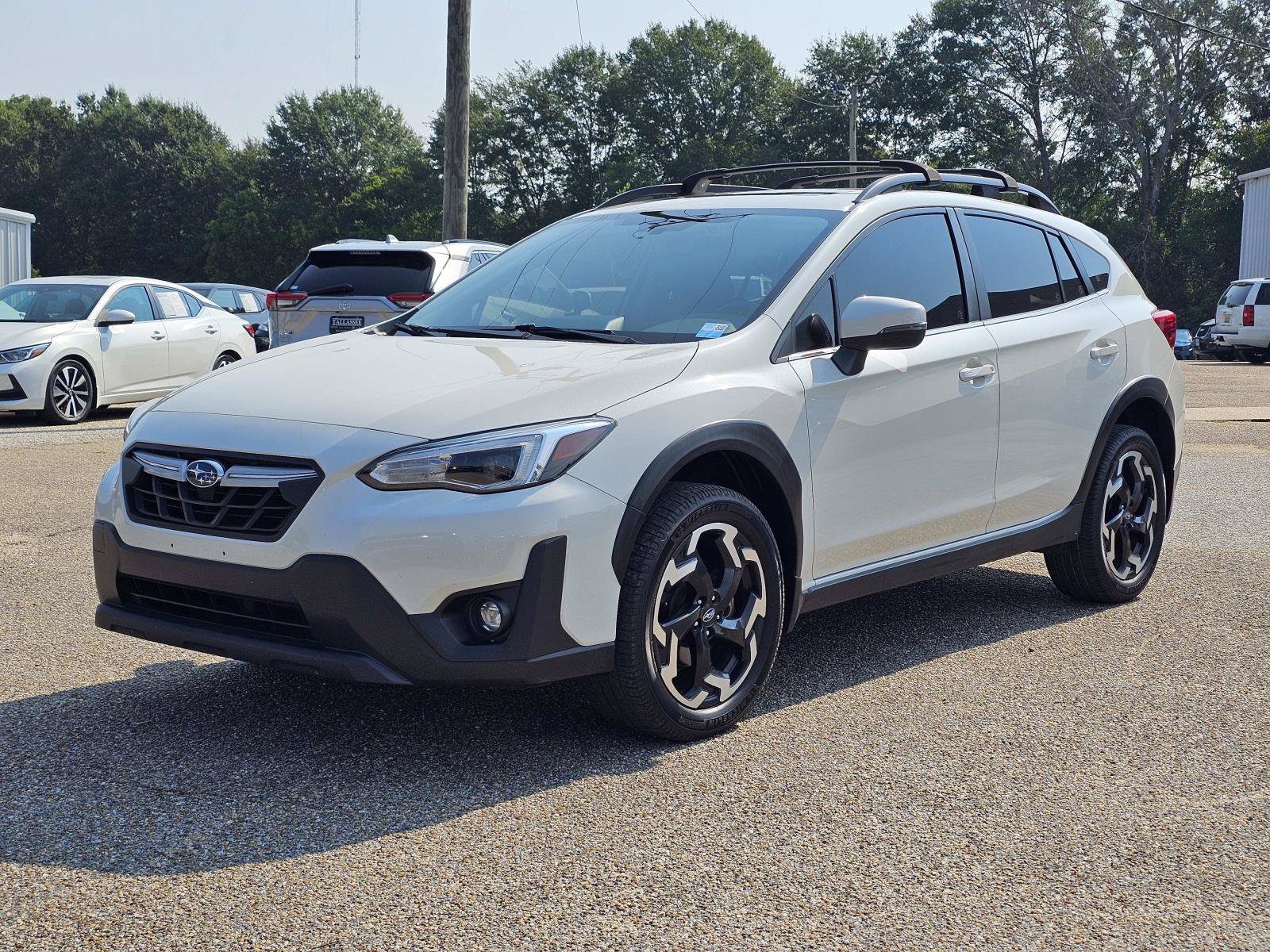 Used 2021 Crystal White Pearl Subaru Limited image 1