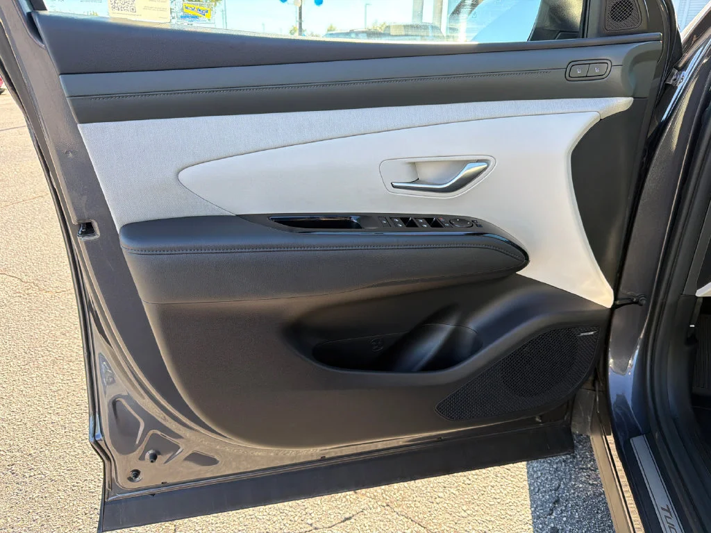 Used 2025 Gray Hyundai Limited image 10