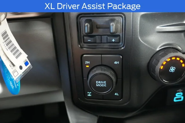 New 2026 Oxford White Ford F-250® XL image 10