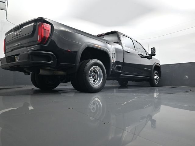 Used 2022 Black GMC Denali image 25