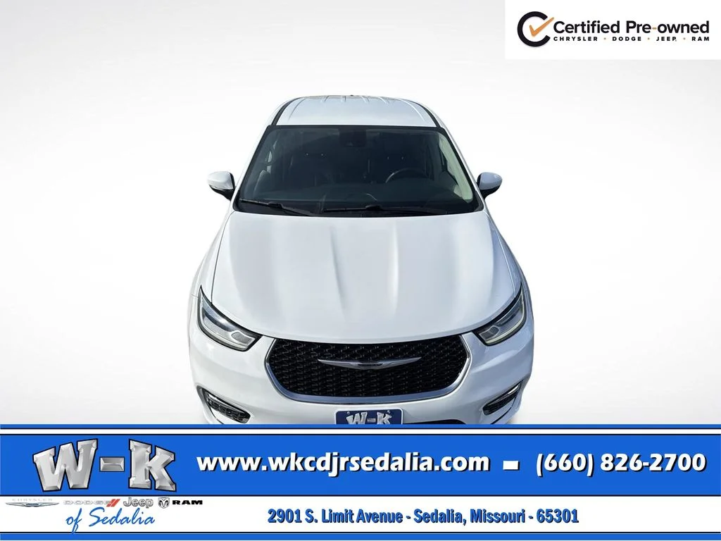 Certified Used 2023 White Chrysler Touring L image 14