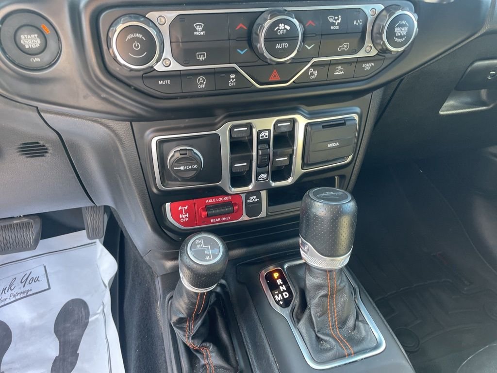 Used 2021 Gray Jeep Mojave image 28