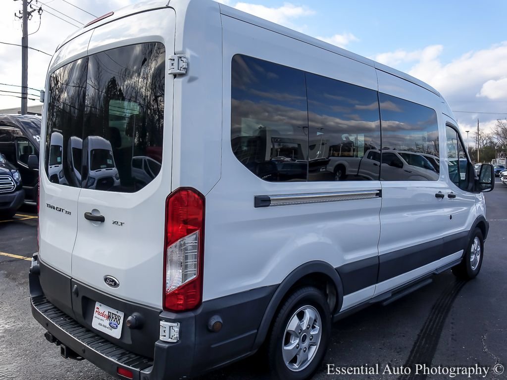 Used 2017 Oxford White Ford XLT Medium Roof image 9