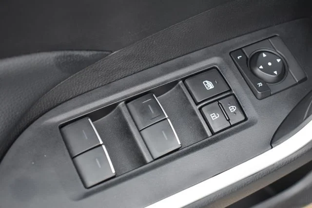 Used 2024 White Toyota XLE image 10