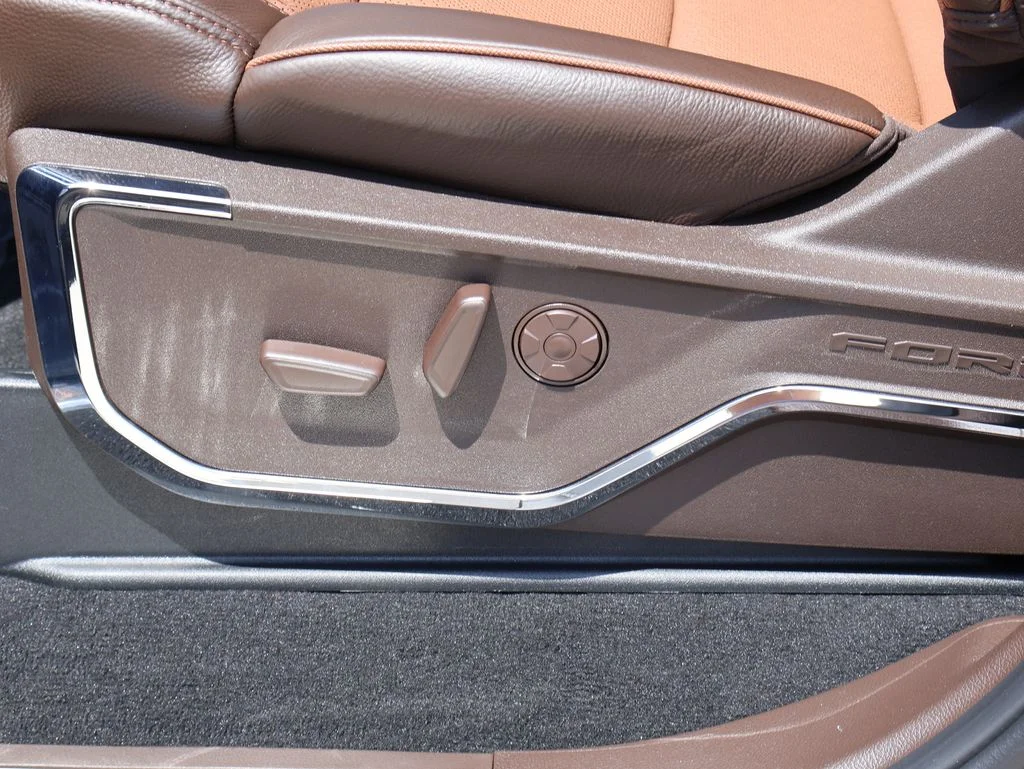 New 2026 Agate Black Metallic Ford F-350® King Ranch® image 23