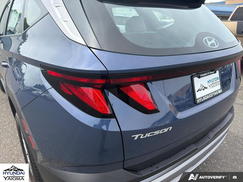 New 2026 Atlantis Blue Hyundai SE AWD image 11