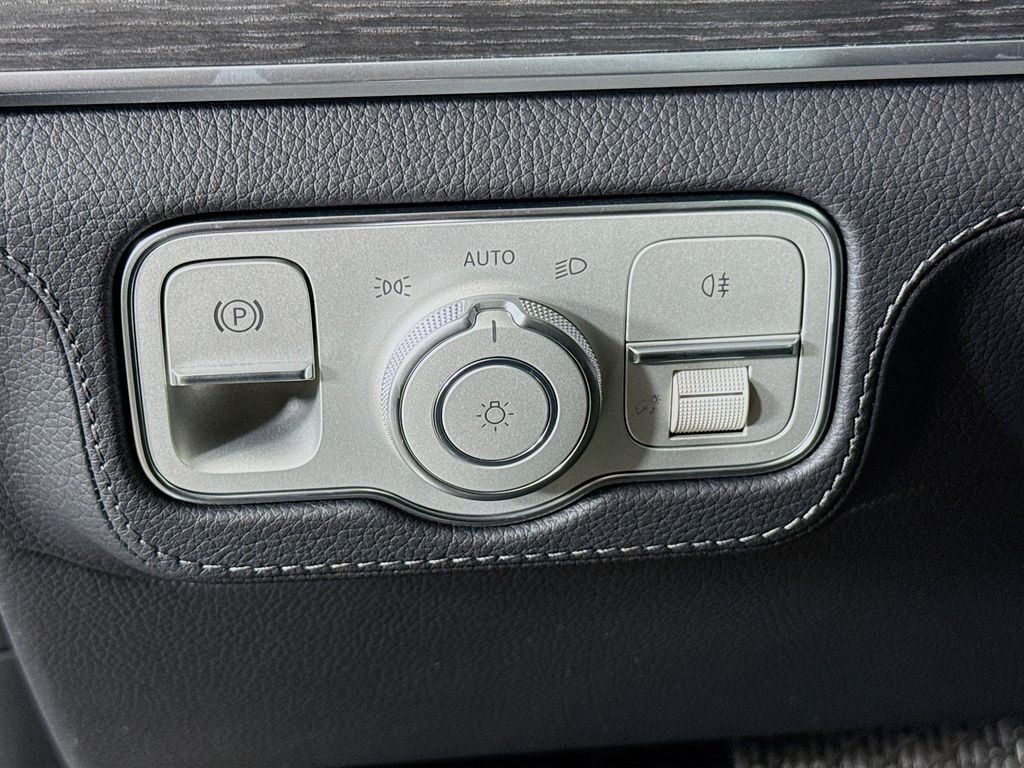 New 2026 Selenite Grey Metallic Mercedes-Benz GLE 450 image 10