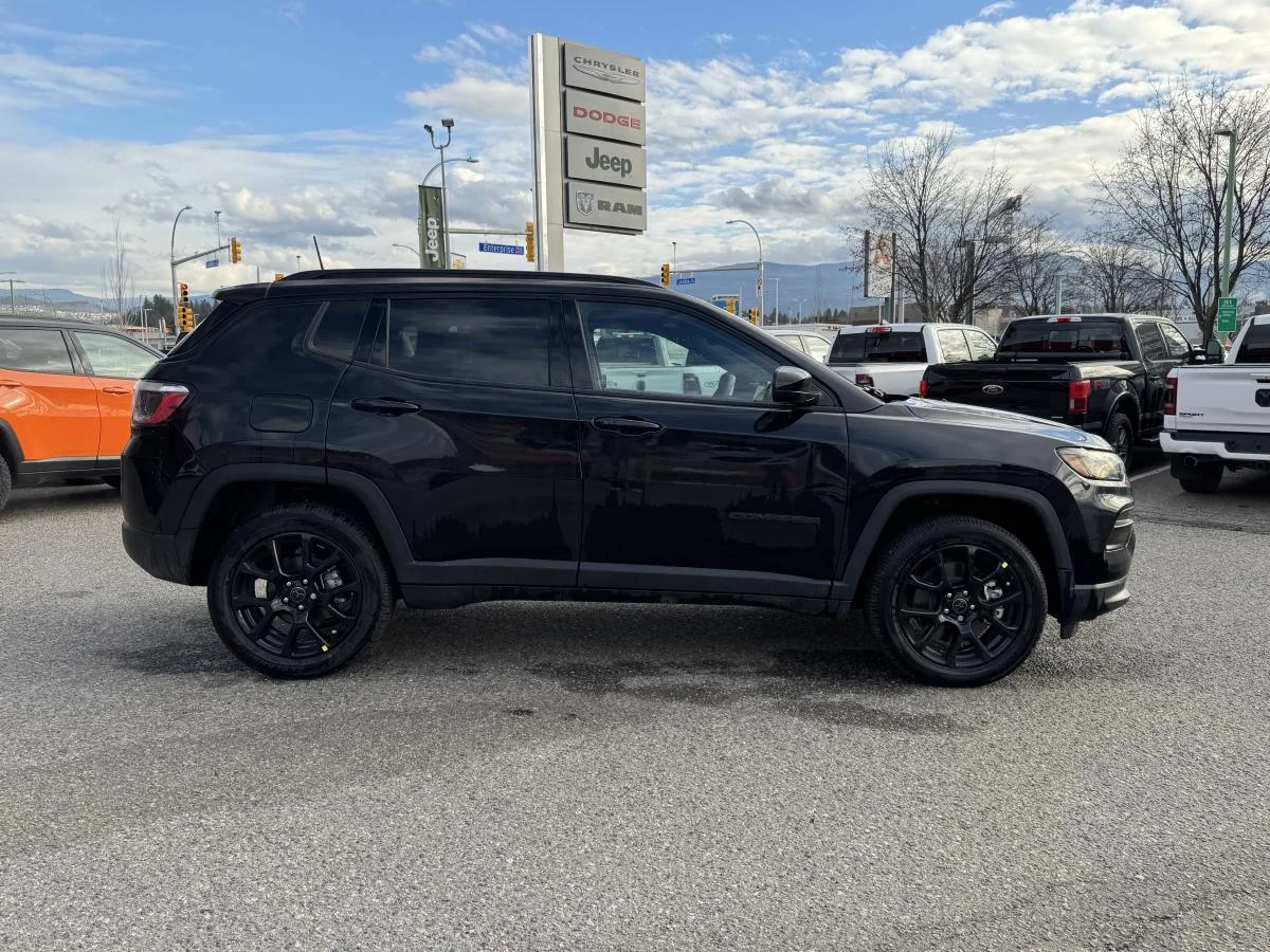 New 2026 Black Jeep North image 4