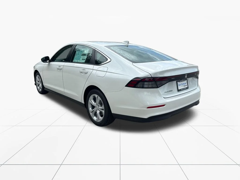 Used 2026 Platinum White Pearl Honda LX image 6