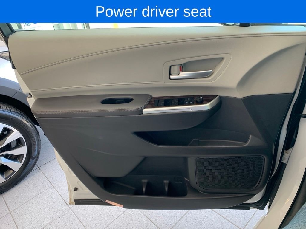 2024 Toyota Sienna XLE - Photo 12