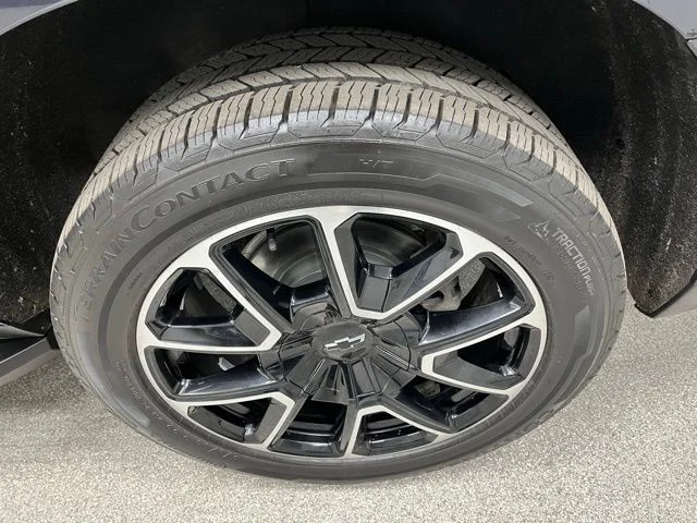 Used 2024 Gray Chevrolet RST image 15