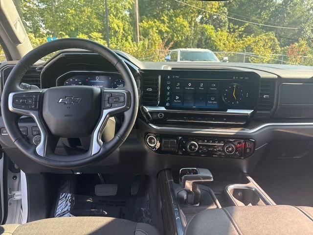 Used 2025 White Chevrolet RST image 15