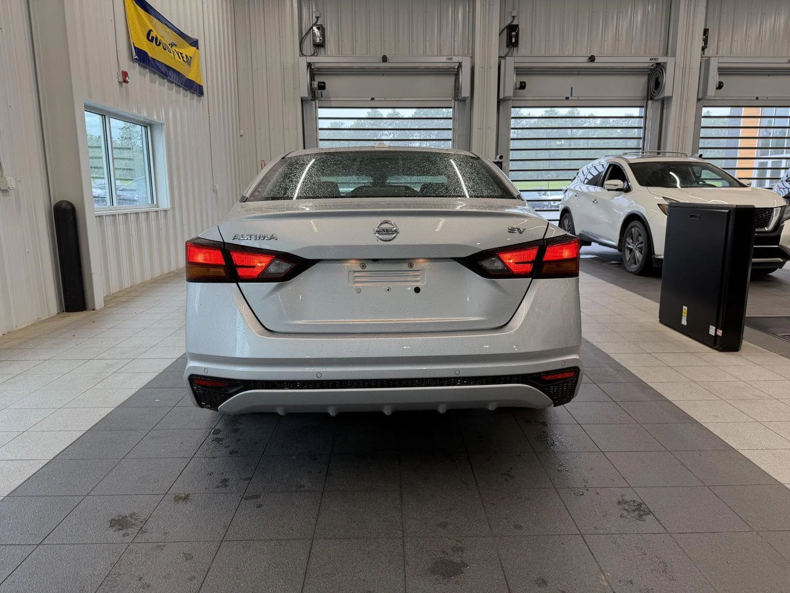 Used 2024 Brilliant Silver Metallic Nissan 2.5 SV image 5