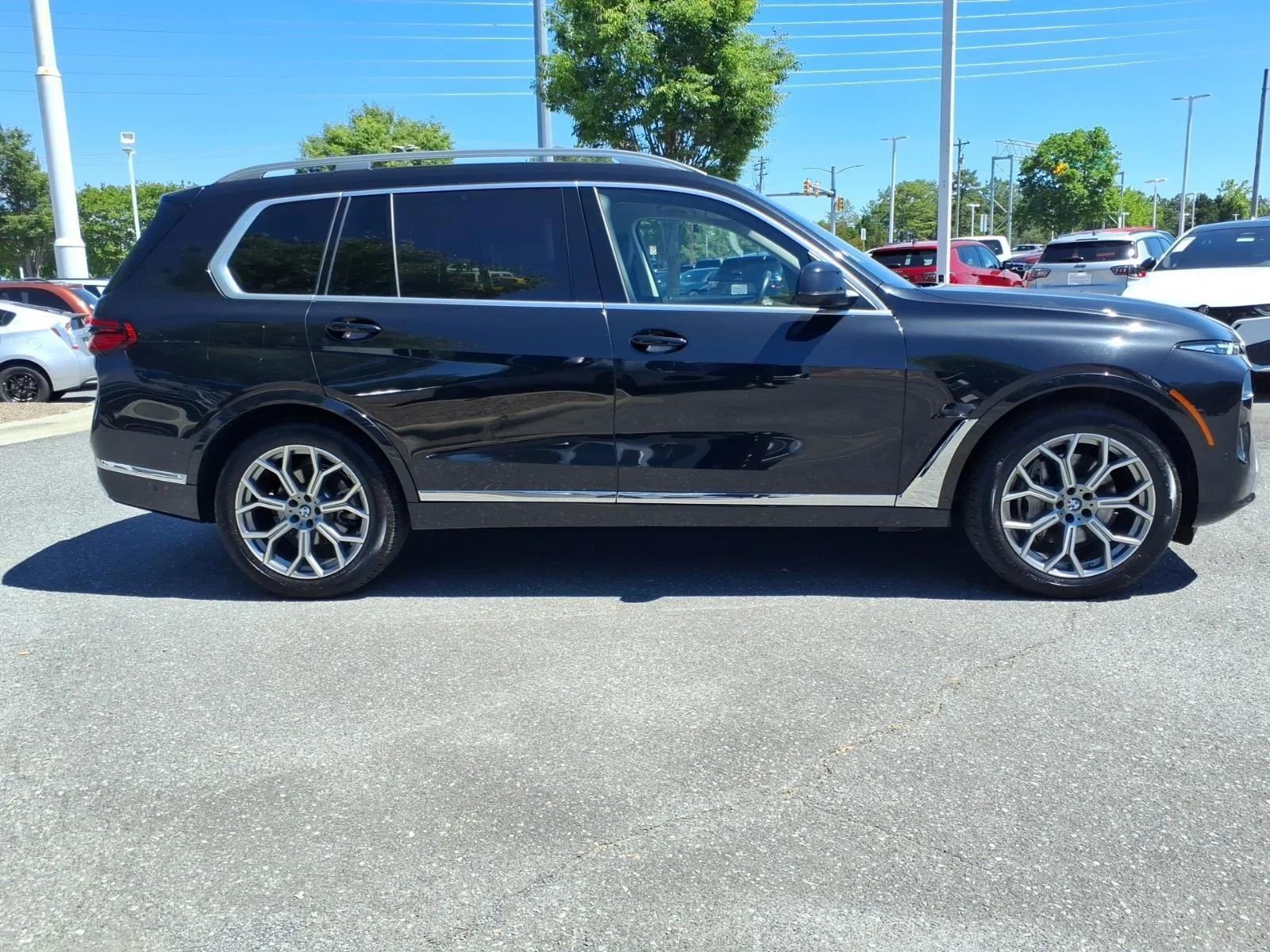 Used 2023 Black Sapphire Metallic BMW xDrive40i image 9