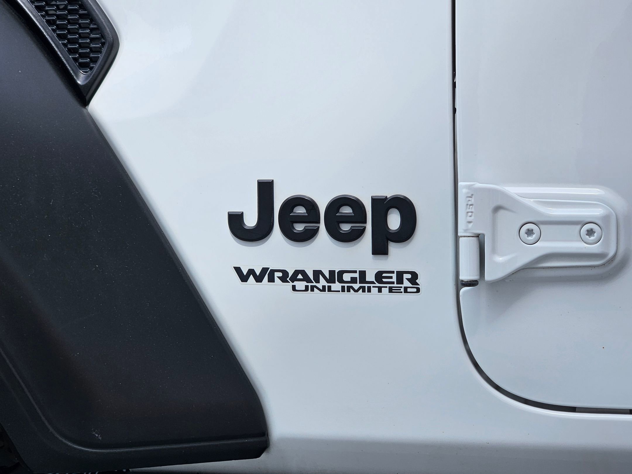 Used 2022 Bright White Clearcoat Jeep Unlimited Willys Sport image 31