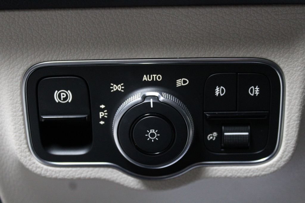 2026 Mercedes-Benz GLB GLB 250 - Photo 19