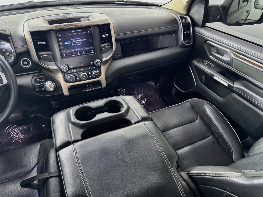 Used 2019 Diamond Black Crystal Pearlcoat Ram Laramie image 28
