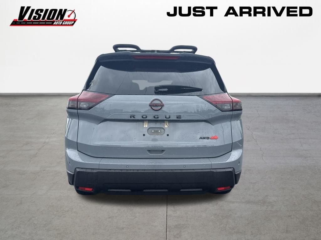 Used 2025 Gray Nissan Rock Creek image 7