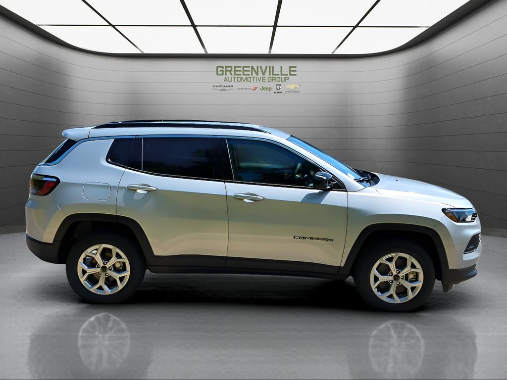 2025 Jeep Compass Latitude - Photo 6