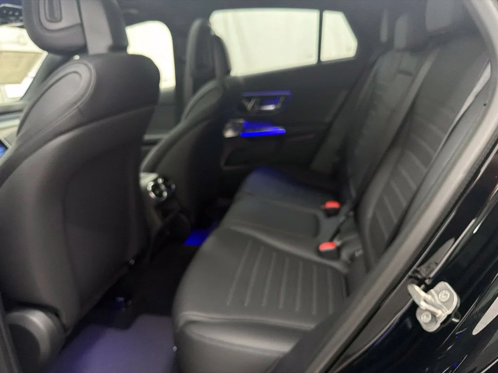New 2027 Black Mercedes-Benz GLC 300 Coupe image 20