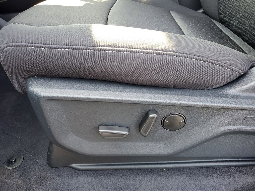 2025 Ford F-150 XLT - Photo 6