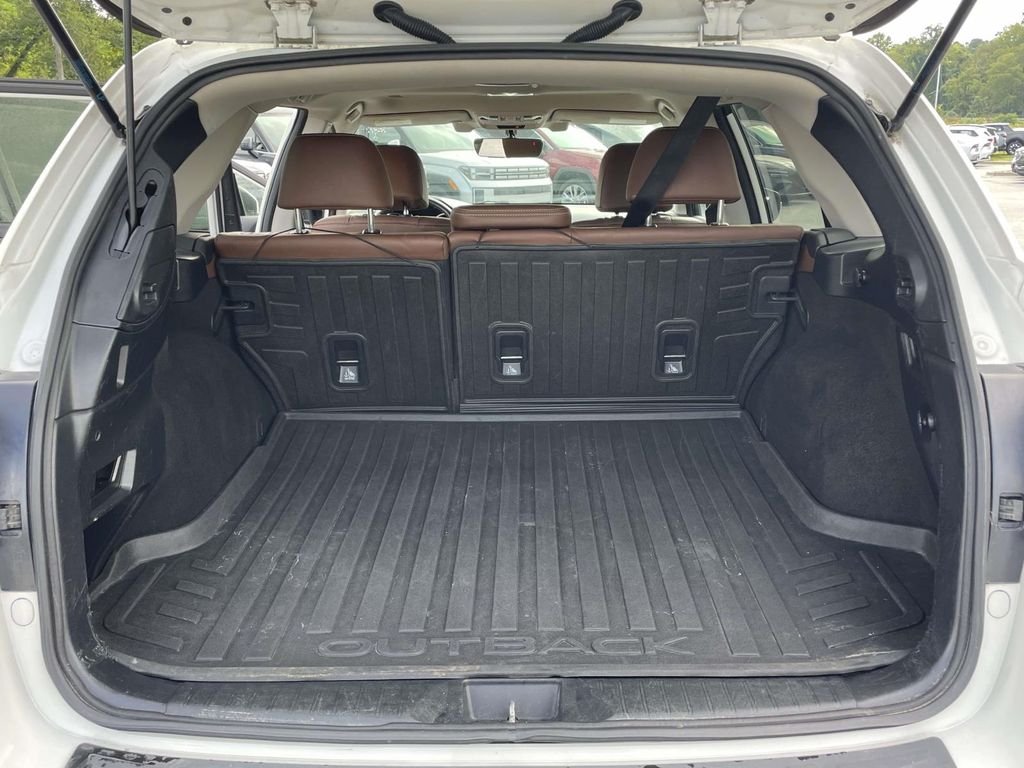 Used 2019 Crystal White Pearl Subaru Touring image 31