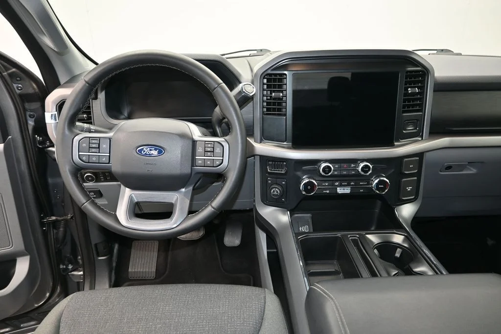 Used 2025 Gray Ford XLT image 15