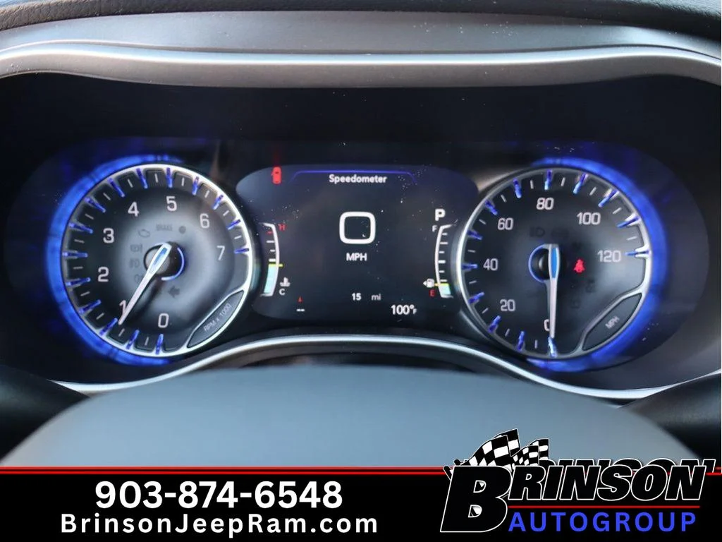 2026 Chrysler Pacifica Select - Photo 16