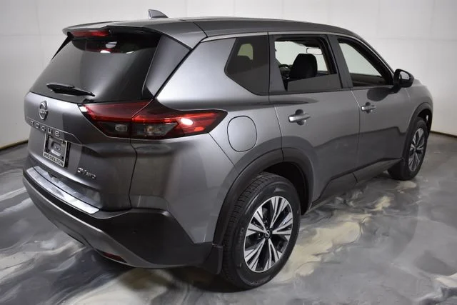 Used 2023 Gray Nissan SV image 10