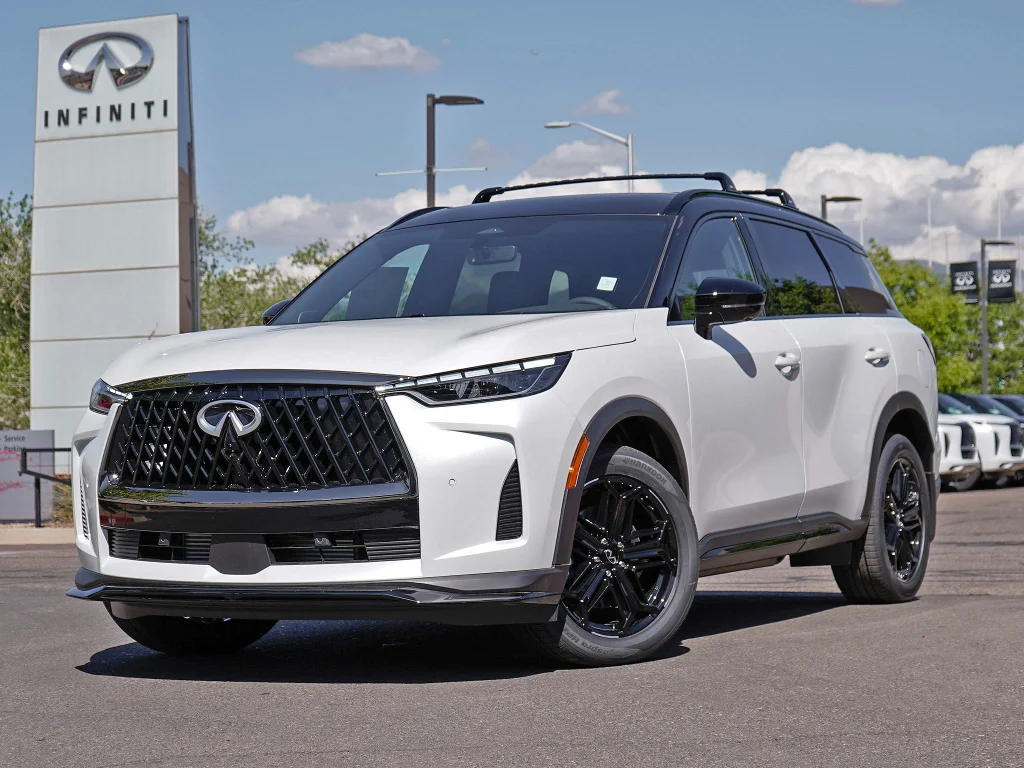 New 2027 2T RAD WHT INFINITI Sport AWD image 1