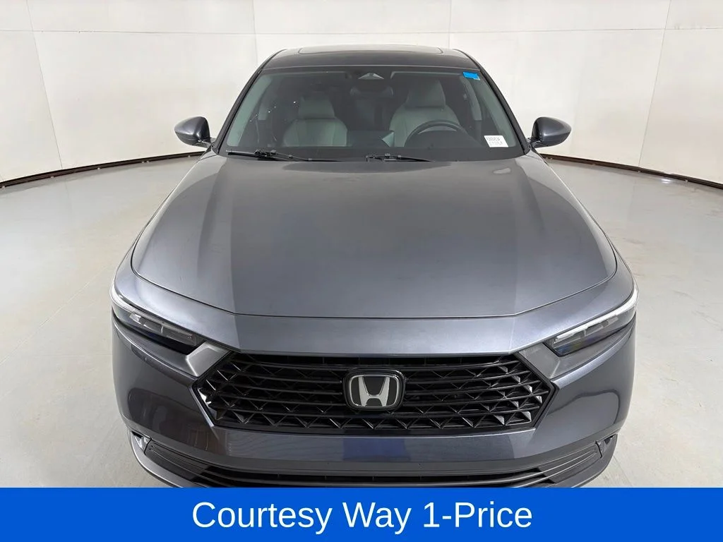 Used 2024 Gray Honda EX image 4