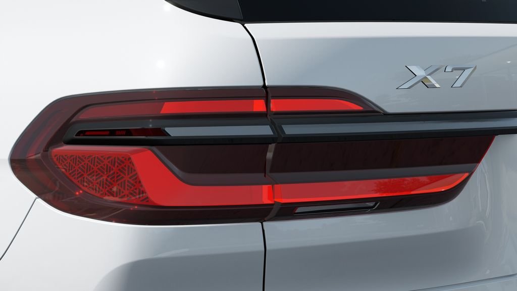 New 2027 Mineral White Metallic BMW xDrive40i image 8