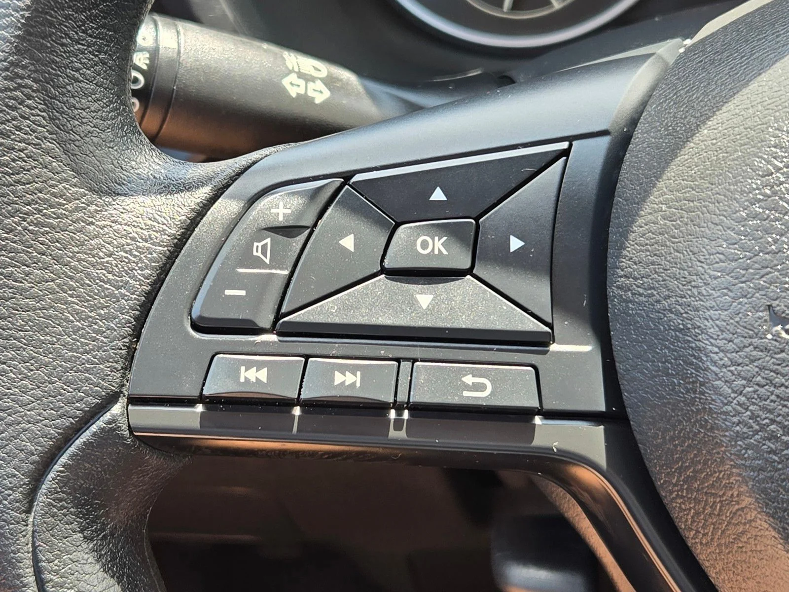 Used 2025 Gun Metallic Nissan S image 31