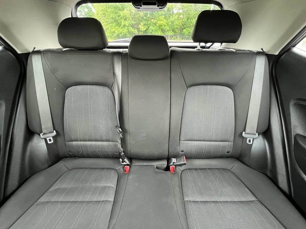 2023 Hyundai Venue SE - Photo 17