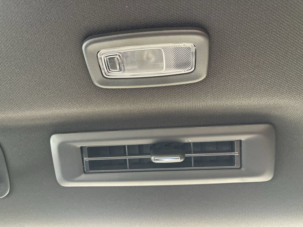 2026 GMC Yukon XL AT4 Ultimate - Photo 22