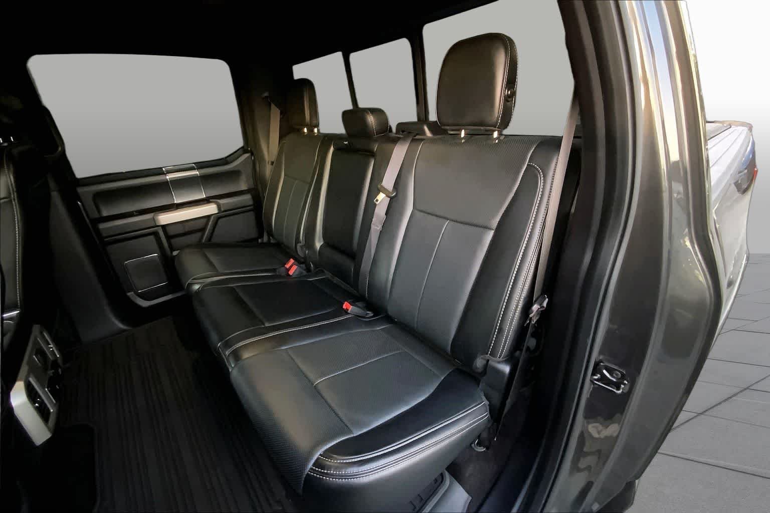 Used 2018 Magnetic Ford LARIAT image 20